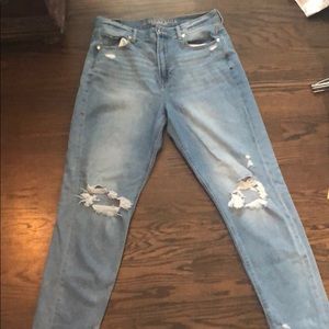American Eagle mom jeans